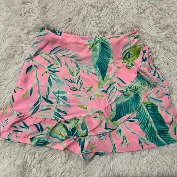 Lilly Pulitzer Faye Skort in Coral Reef Tint Chimpoiserie - Size 00 - Picture 2 of 7